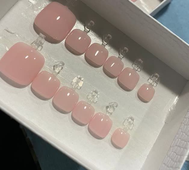 Gel press on nails